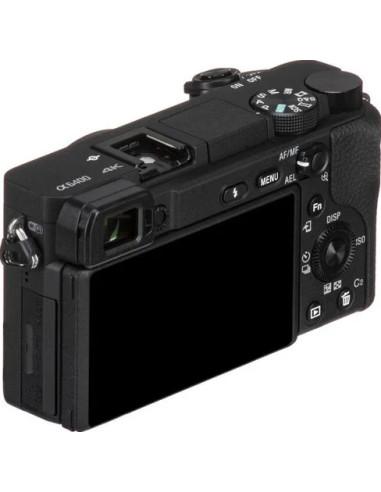 Alpha 6400 + SEL-P 16-50mm f/3.5-5.6 OSS II Nera